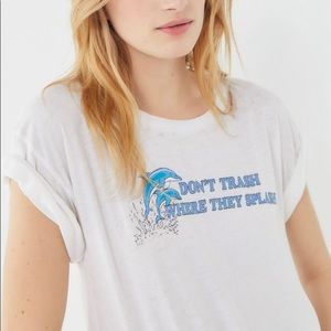 BRAND NEW urban outfitters x future state tshirt